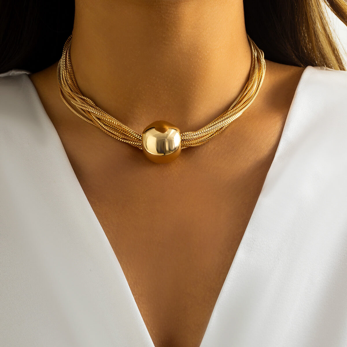 Aria Elegant Sphere Necklace